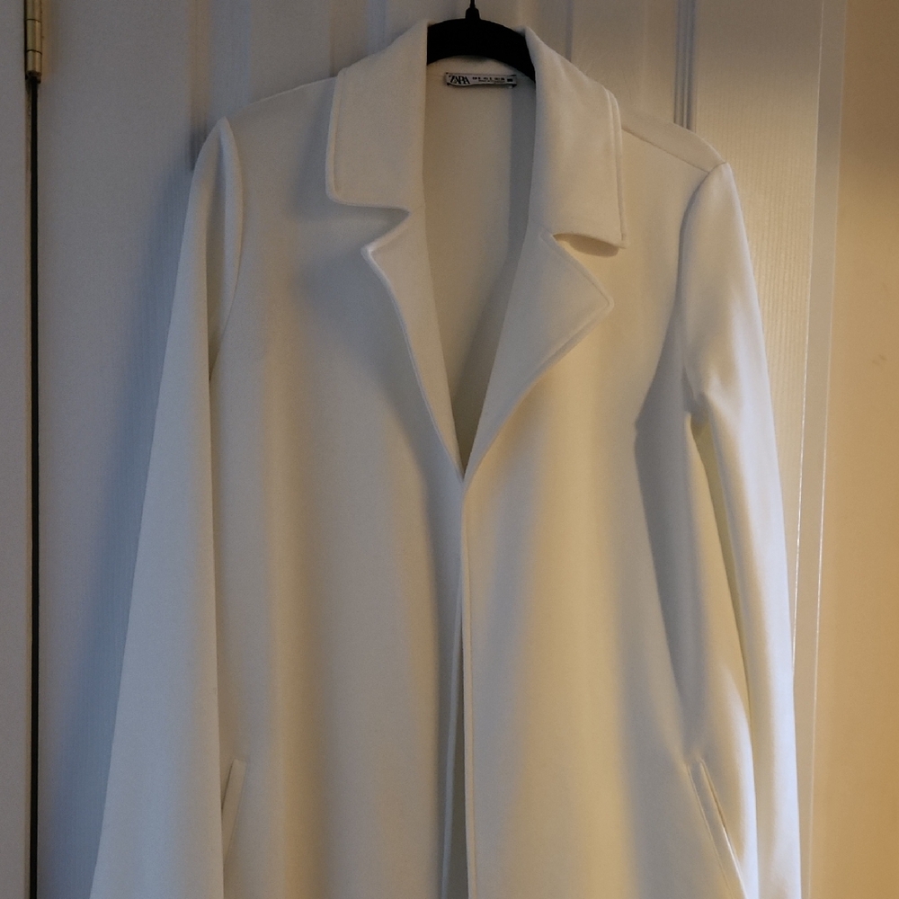 Zara Women's Elegant White Coat